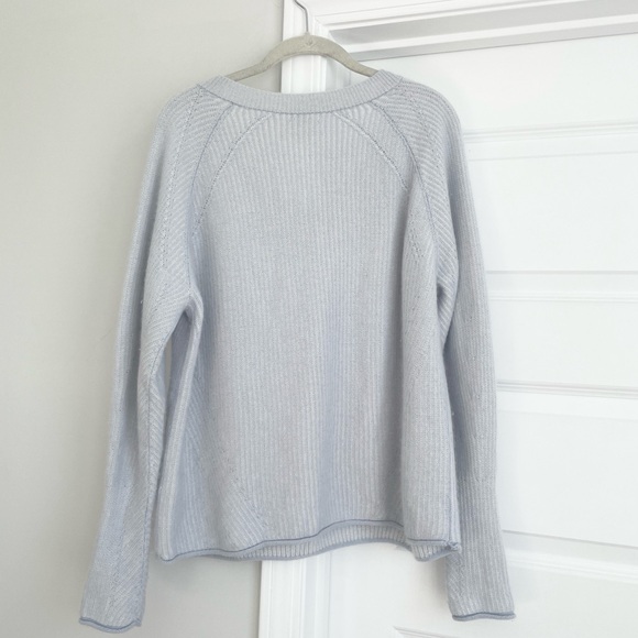 Club Monaco Cashmere Light Blue V-Neck Sweater - Picture 6 of 8